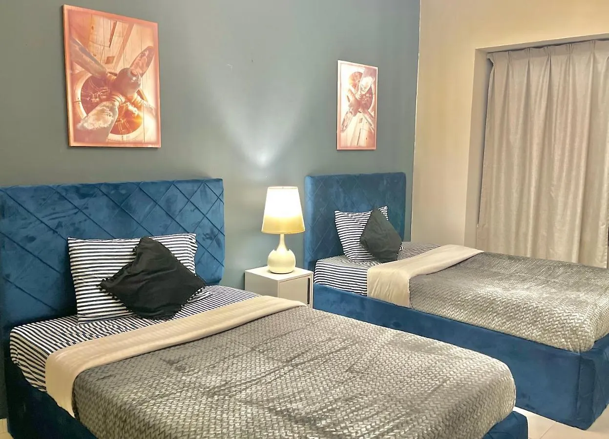 Chic 3 Bedroom Apartment دبي
