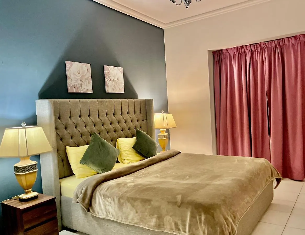Chic 3 Bedroom Apartment Dubai 0*,  United Arab Emirates